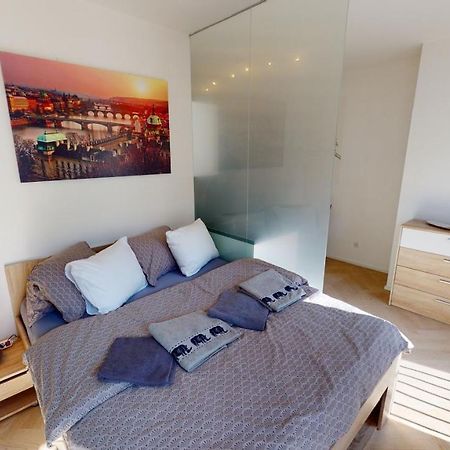 Onsite Free Garage Parking, 10Min Centre By Bus Apartment ปราก ภายนอก รูปภาพ